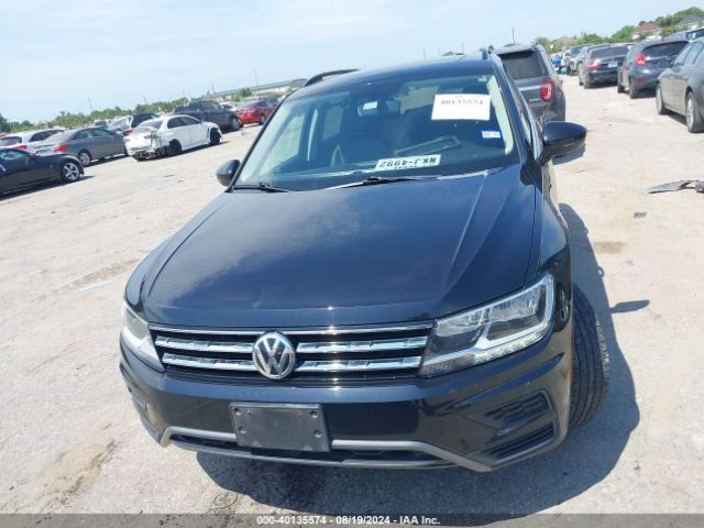 3VV3B7AX8LM138240 Volkswagen Tiguan 2.0t Se/2.0t Se R-line Black/2.0t Sel