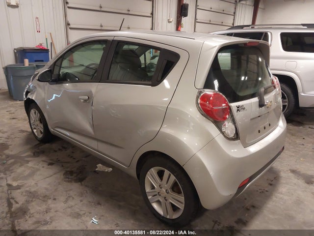 Chevrolet Spark 1lt Cvt 2015 KL8CD6S96FC716272 Image 3