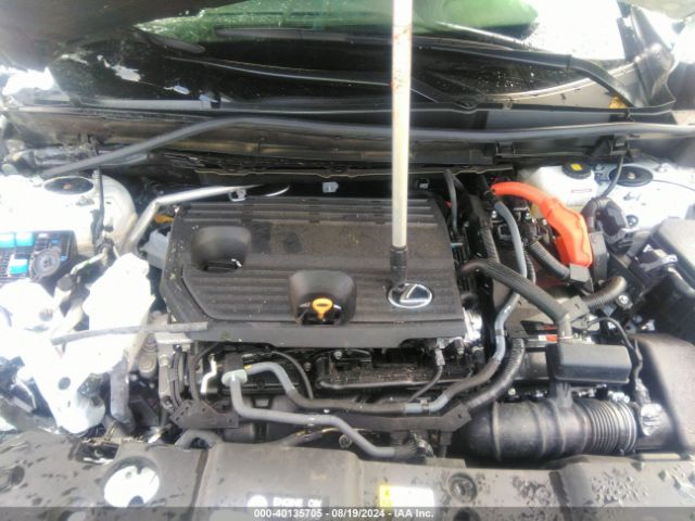 2T2GKCEZ4SC031712 Lexus Nx 350h Premium