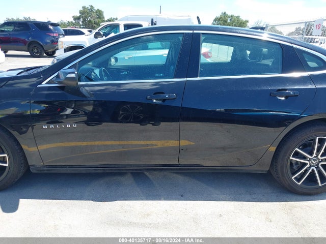 Chevrolet MALIBU LT 2018 1G1ZD5ST7JF251900 Image 15