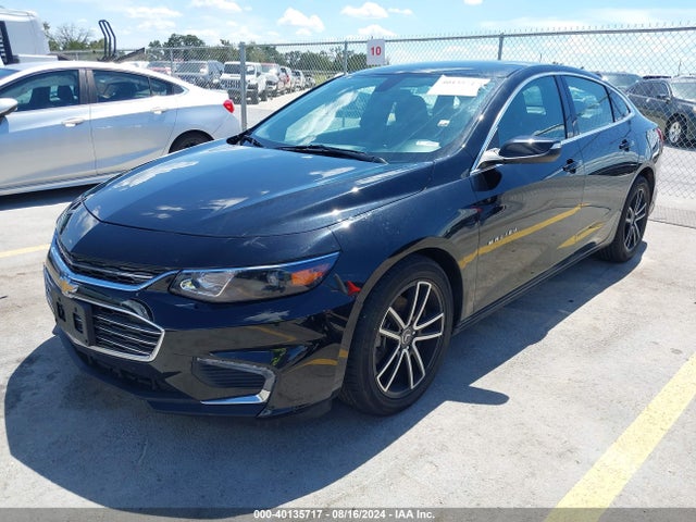 Chevrolet MALIBU LT 2018 1G1ZD5ST7JF251900 Image 2