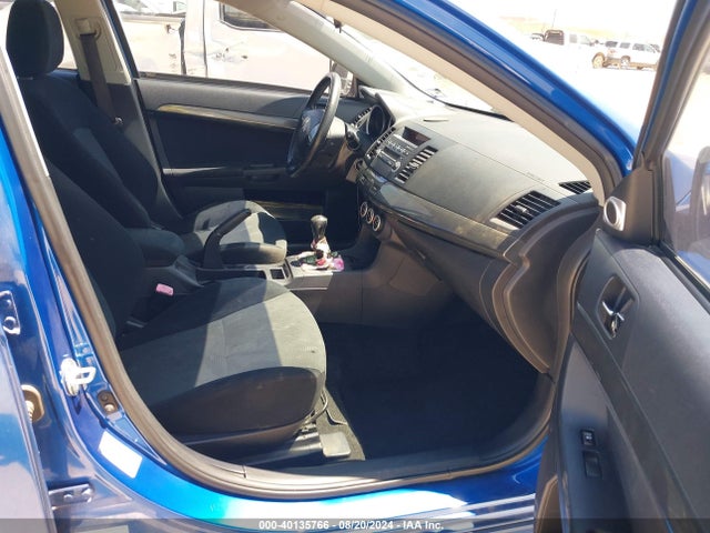 2009 MITSUBISHI LANCER JA3AU86W79U032953 Photo 4
