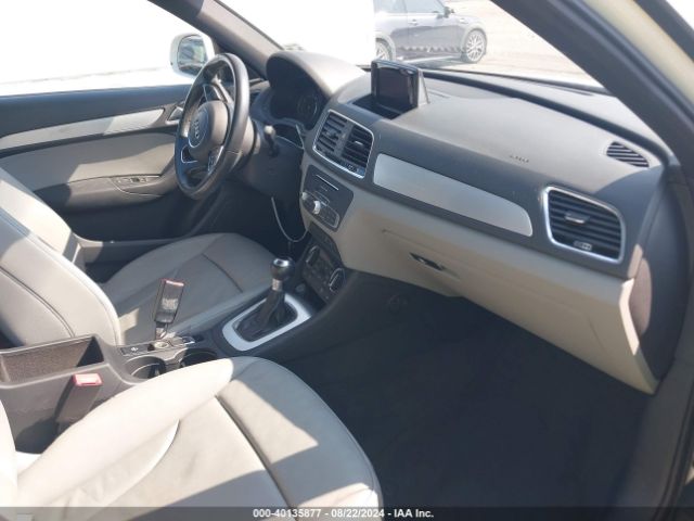 WA1BCCFS4JR032595 Audi Q3 2.0t Premium/2.0t Sport Premium