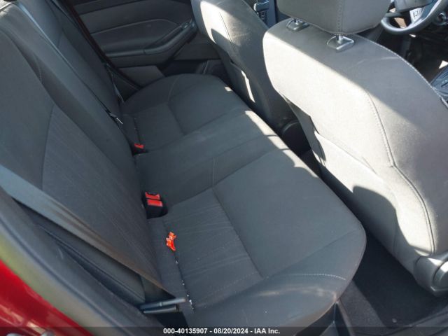 1FADP3F20HL337310 Ford FOCUS SE