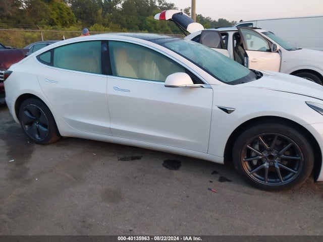 5YJ3E1EA2LF615211 Tesla Model 3 Standard Range Plus Rear-wheel Drive/standard Range Rear-wheel Drive
