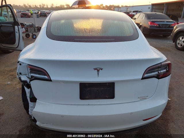 5YJ3E1EA2LF615211 Tesla Model 3 Standard Range Plus Rear-wheel Drive/standard Range Rear-wheel Drive