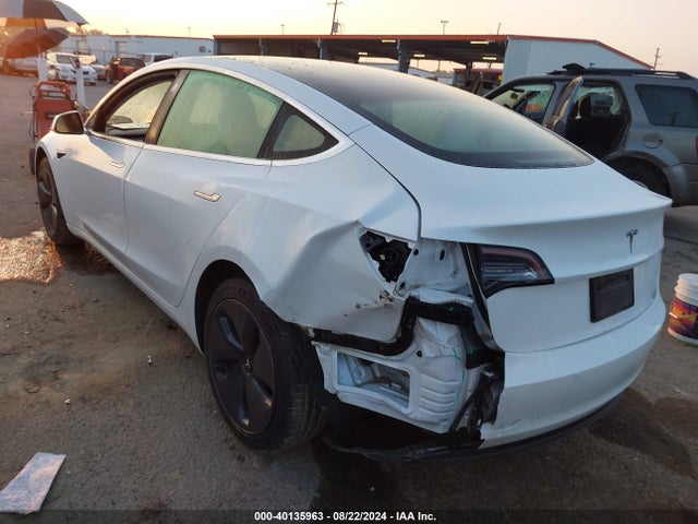2020 TESLA MODEL 3 5YJ3E1EA2LF615211 Photo 2