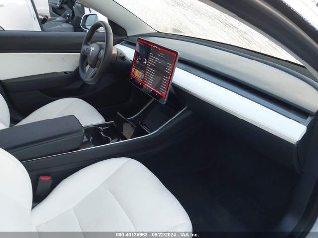 2020 TESLA MODEL 3 5YJ3E1EA2LF615211 Photo 4