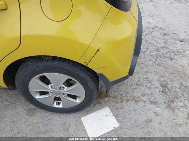 KNDJP3A55F7148222 KIA SOUL +
