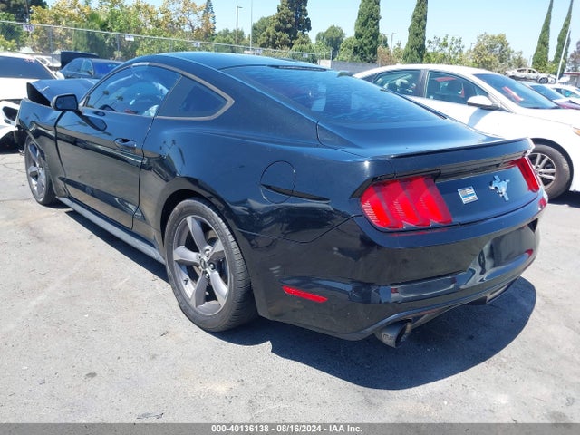Ford Mustang V6 2015 1FA6P8AM3F5326396 Image 3