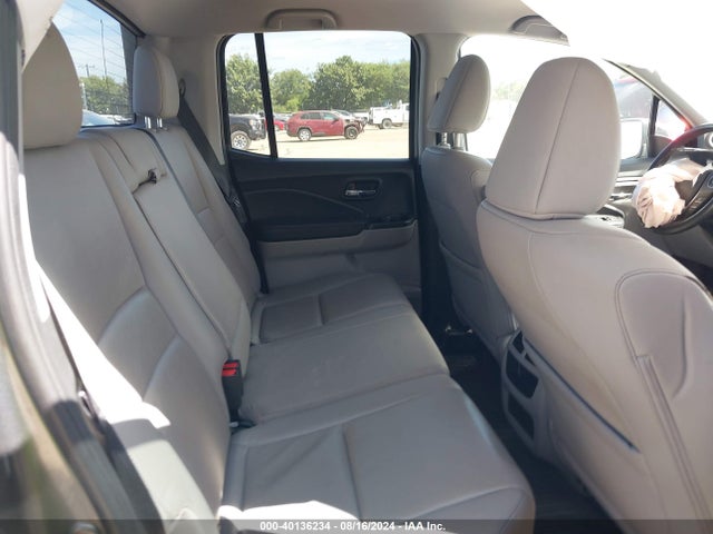 Honda Ridgeline Rtl-t 2017 5FPYK3F62HB017526 Image 8