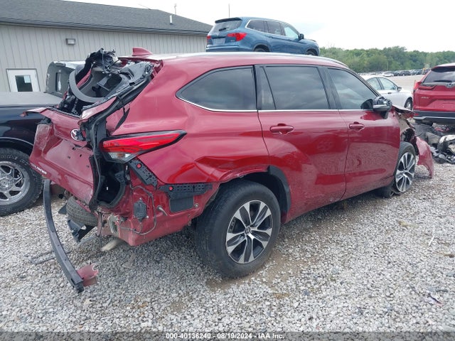 Toyota Highlander Xle 2022 5TDGZRBH9NS239935 Image 4