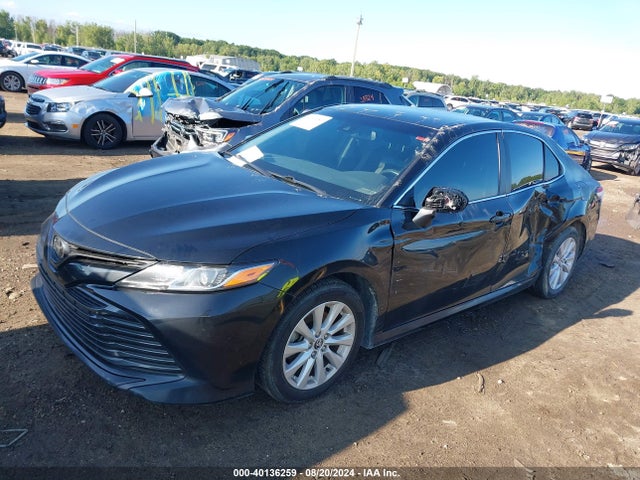 Toyota CAMRY LE 2020 4T1L11AK5LU867435 Image 2