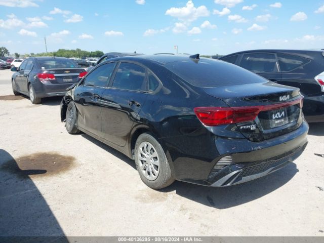 3KPF24AD7NE476287 KIA FORTE FE