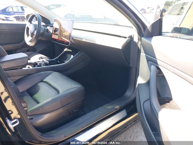 2020 TESLA MODEL 3 5YJ3E1EB6LF801133 Photo 4
