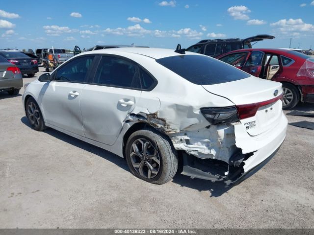 3KPF24AD2KE113116 KIA Forte Lxs