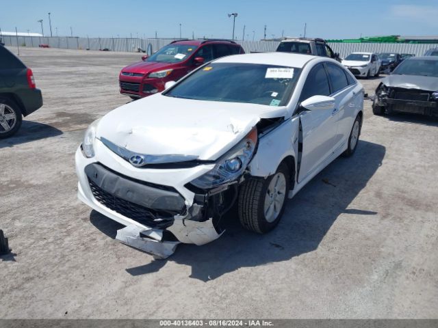 KMHEC4A42FA137963 Hyundai SONATA HYBRID