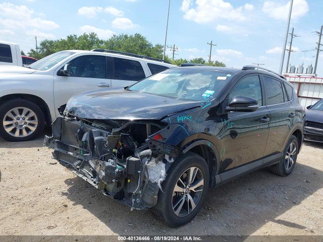 Toyota Rav4 Xle 2017 2T3WFREV0HW393541 Image 2
