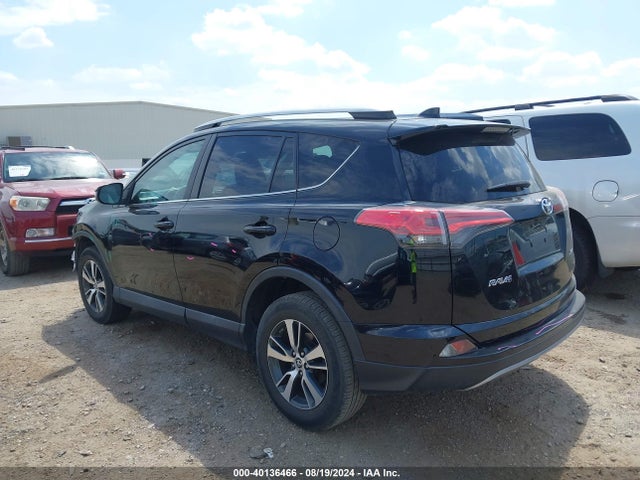 Toyota Rav4 Xle 2017 2T3WFREV0HW393541 Image 3