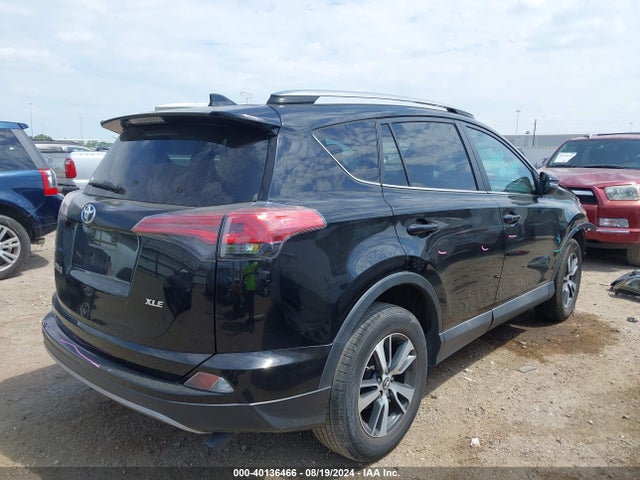 Toyota Rav4 Xle 2017 2T3WFREV0HW393541 Image 4