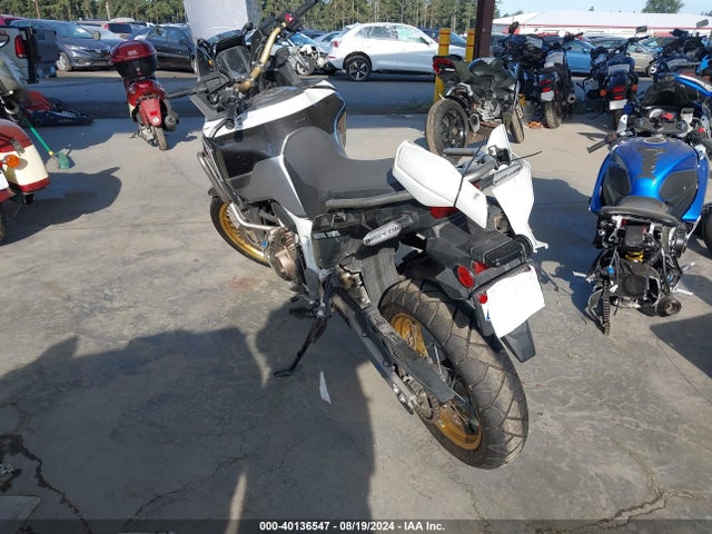 Honda Crf1000 A 2019 JH2SD044XKK300279 Image 3