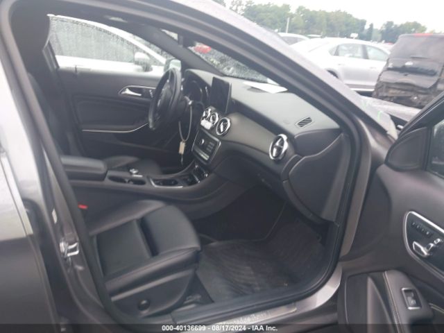 WDCTG4GB0KJ548935 Mercedes-Benz Gla 250 4matic