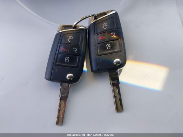 WVWKP7AU4GW906268 Volkswagen E-golf Se