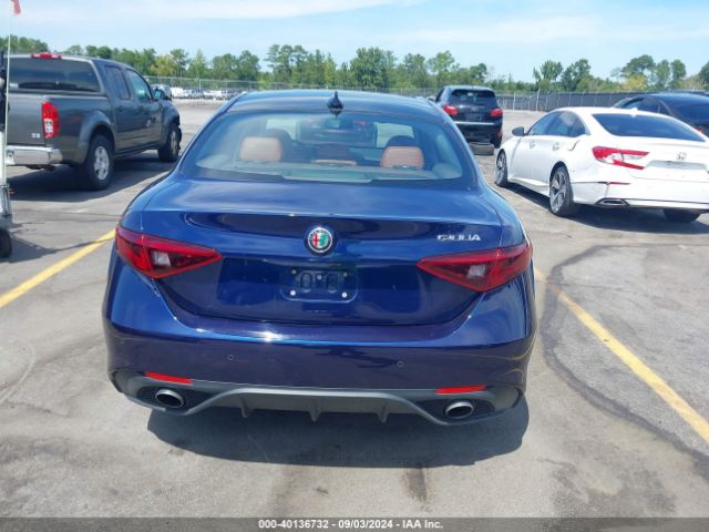 ZARFAEBN8J7565219 Alfa Romeo Giulia Rwd