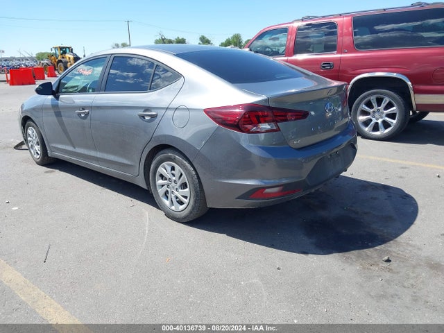 Hyundai ELANTRA SE 2019 5NPD74LF6KH436667 Image 3