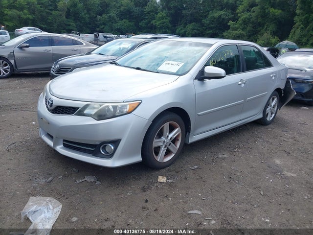 Toyota CAMRY SE 2014 4T1BF1FKXEU310822 Image 2