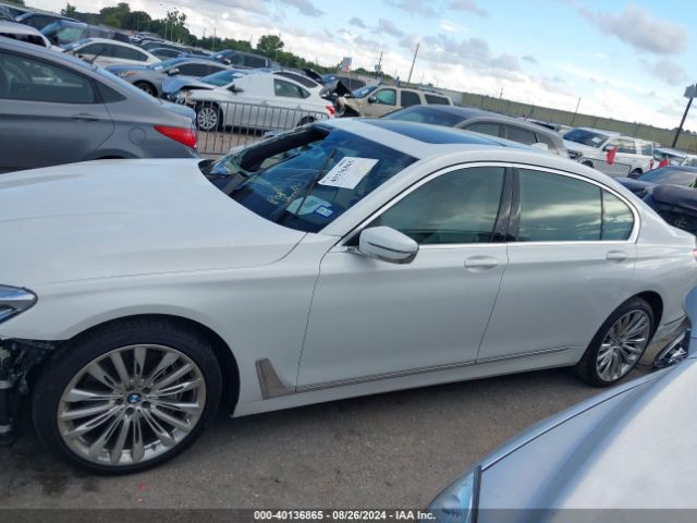 WBA7F0C36HGM21966 BMW 750i