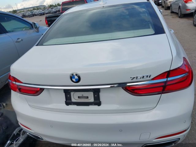 WBA7F0C36HGM21966 BMW 750i