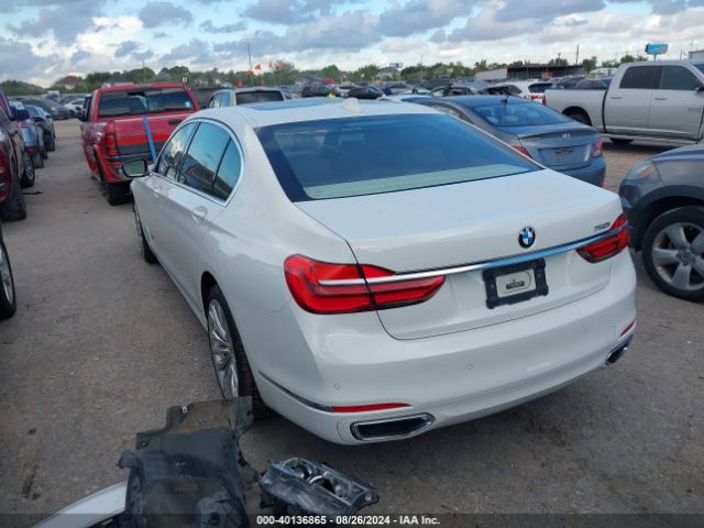 WBA7F0C36HGM21966 BMW 750i