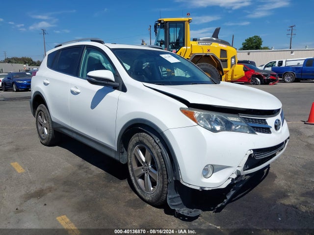 Toyota Rav4 Xle 2015 2T3WFREVXFW164426 головне зображення