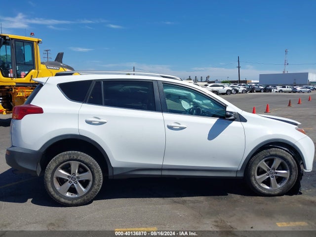 Toyota Rav4 Xle 2015 2T3WFREVXFW164426 Image 13