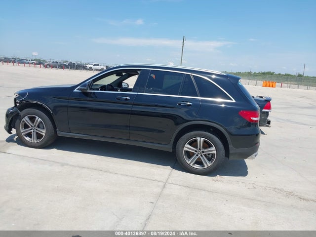 WDC0G4JB7KV172965 Mercedes-Benz GLC 300