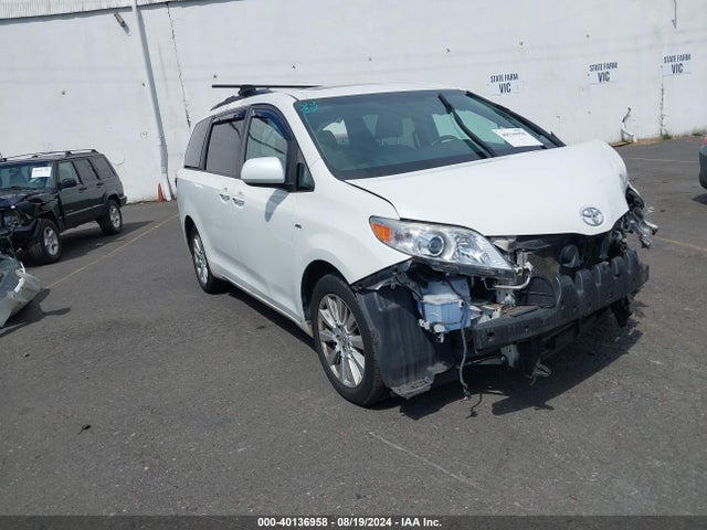 Toyota Sienna Xle Premium 7 Passenger 2017 5TDDZ3DC7HS161998 главное изображение