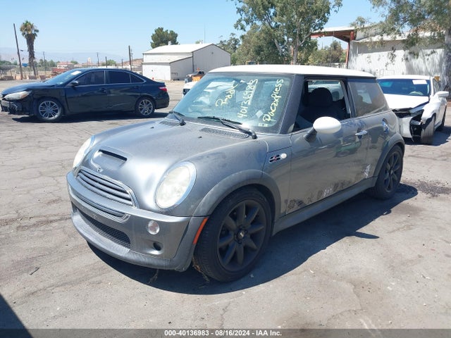 2004 MINI COOPER S WMWRE334X4TD76489 Photo 1