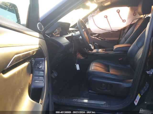 SALZM2GX9LH049402 Land Rover Range Rover Evoque R-dynamic Hse