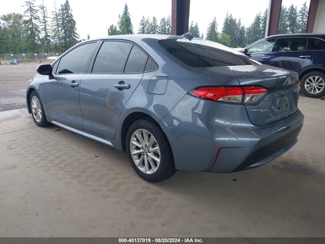 Toyota COROLLA LE 2022 JTDHPMAE9N3029034 Image 3
