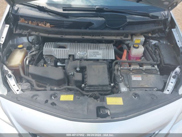 JTDZN3EU1E3296285 Toyota Prius V Three