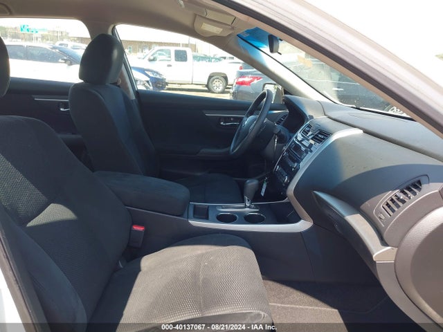 Nissan Altima 2.5 S 2015 1N4AL3AP5FN324068 Image 5