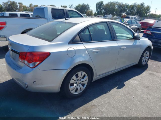 1G1PA5SG8E7464230 Chevrolet Cruze Ls Auto