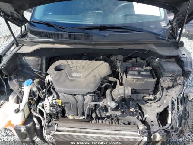 KNDJN2A27F7216610 KIA Soul