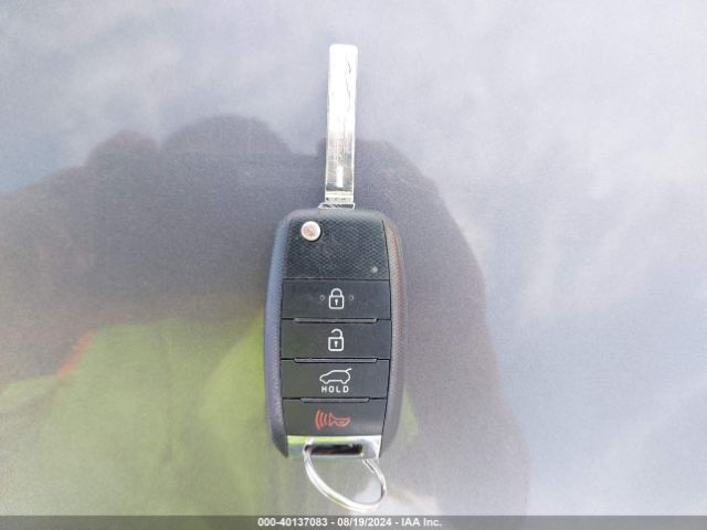 KNDJN2A27F7216610 KIA Soul