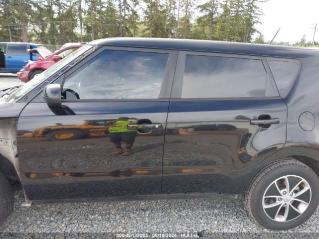 KNDJN2A27F7216610 KIA Soul
