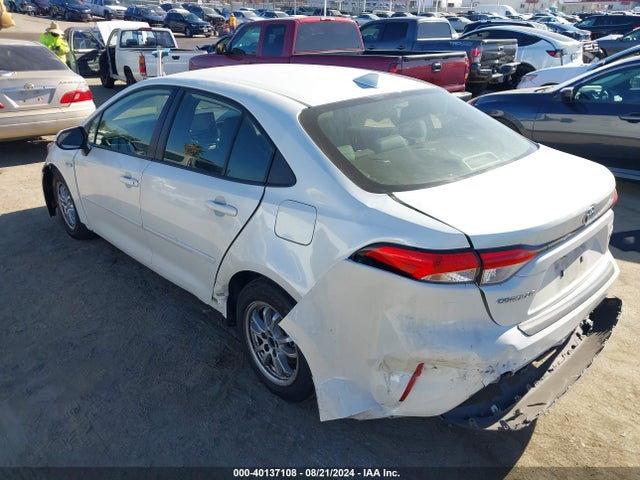Toyota Corolla Hybrid Le 2020 JTDEBRBE8LJ019312 Image 3