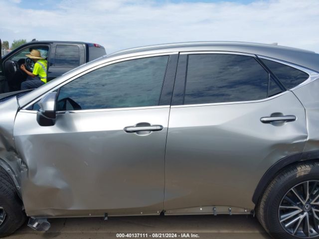 2T2ADCAZ9RC007938 Lexus NX 250