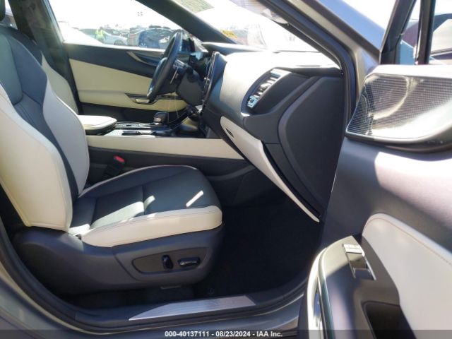 2T2ADCAZ9RC007938 Lexus NX 250
