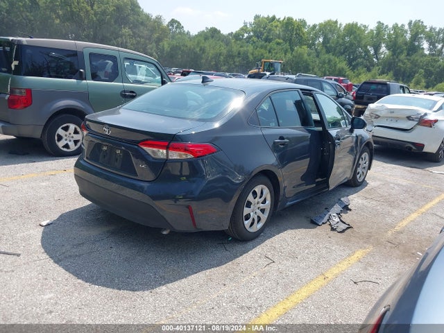 Toyota COROLLA LE 2024 5YFB4MDE7RP137143 Image 4